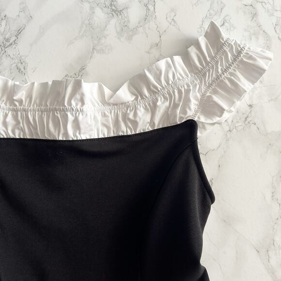 Maeve Off-The-Shoulder Hourglass Tuxedo Top women’s size small NEW black/white - Picture 3 of 8